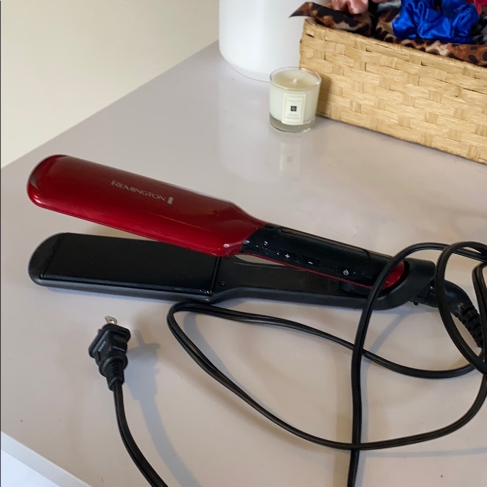 Remington 2 inch hair straightener